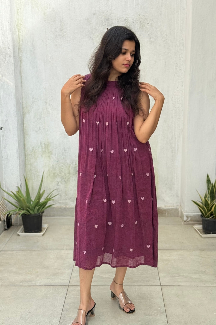 Handwoven Purple Muslin Jamdani Dress with White Heart Buttis