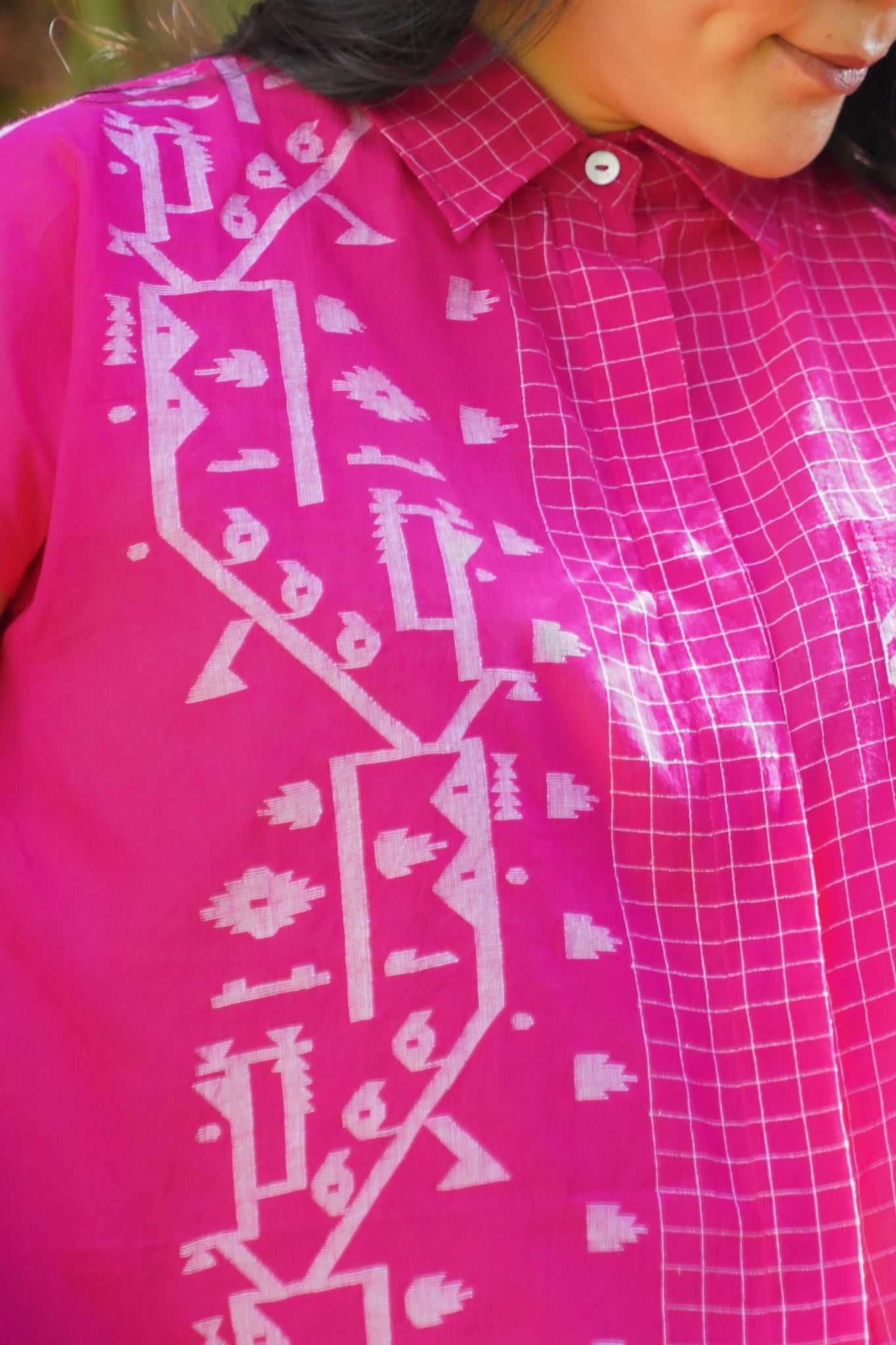 London Bright Pink Crop Top with Collar, Jamdani Checks and Motifs - Detail