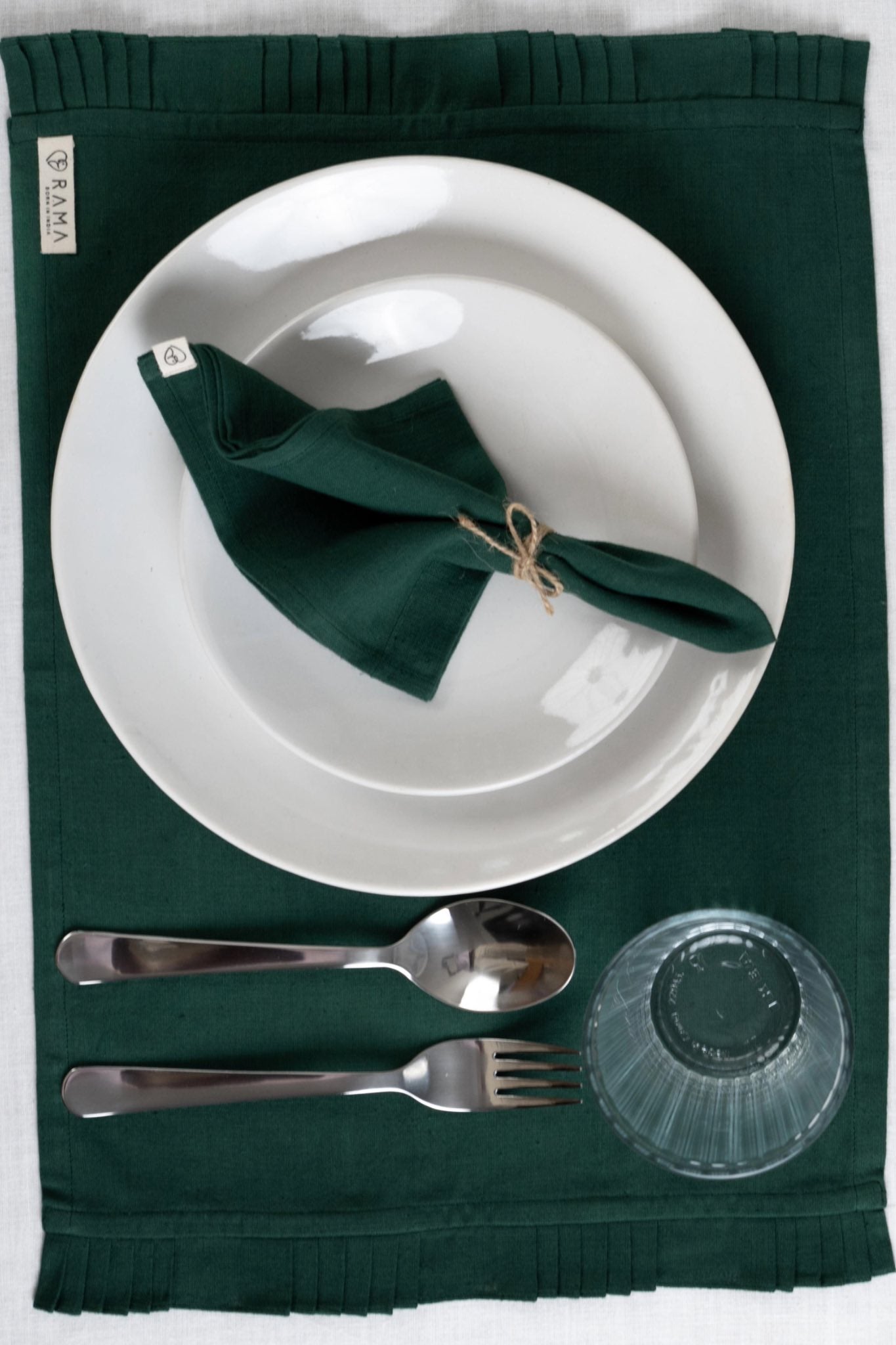 Green Table Mats , set of 4, emerald, effortless elegance, sustainable - Top